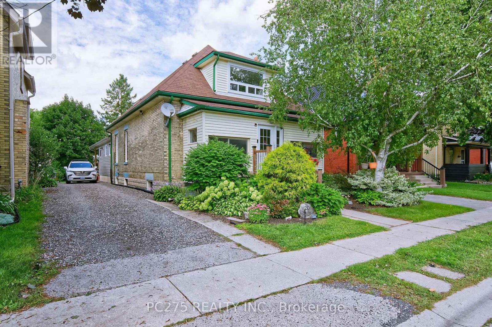 $539,90020 Maple Street, St. Thomas, Ontario