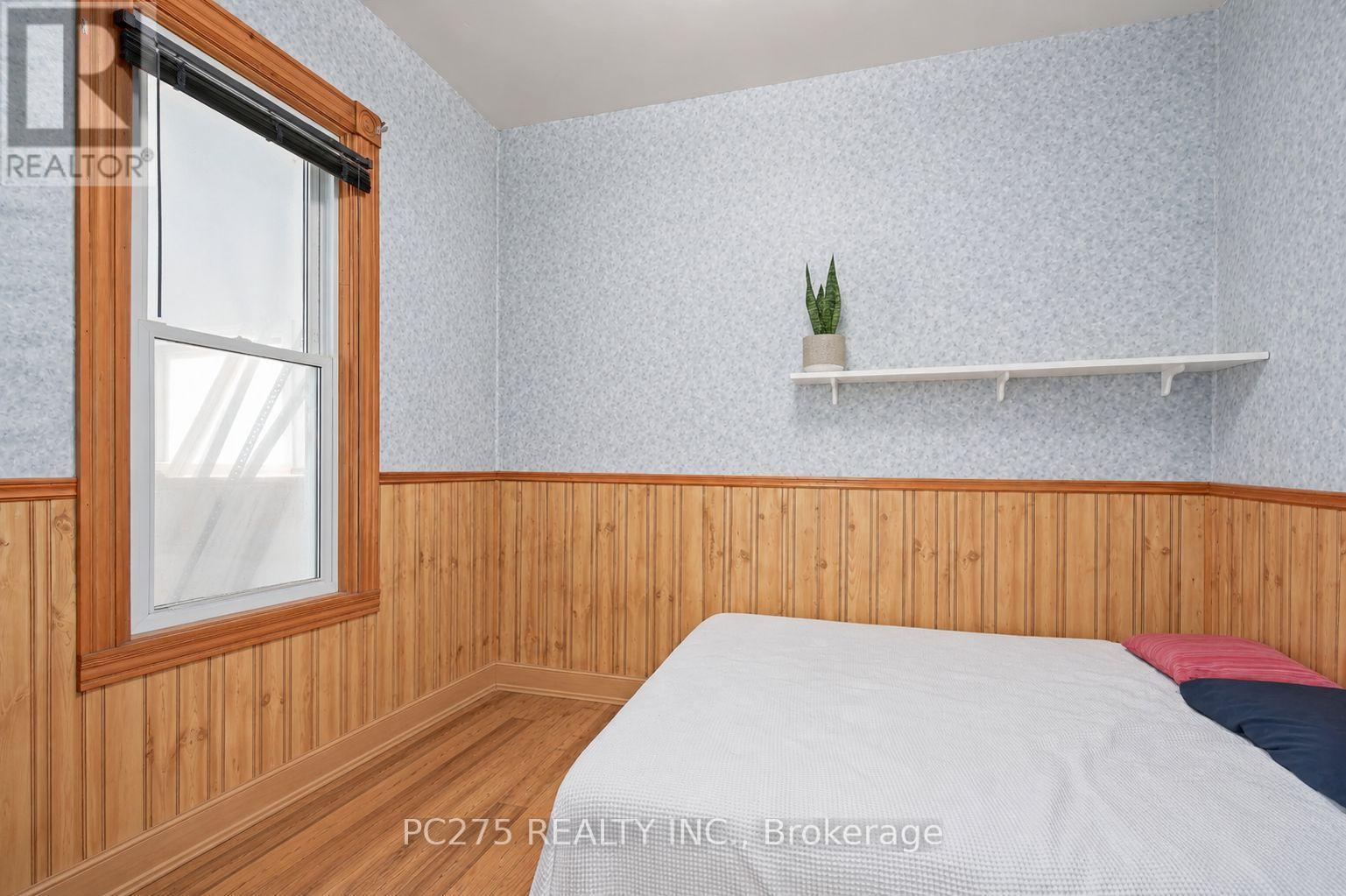 20 Maple Street, St. Thomas, Ontario N5R 1Y9 - Photo 21 - X13713618