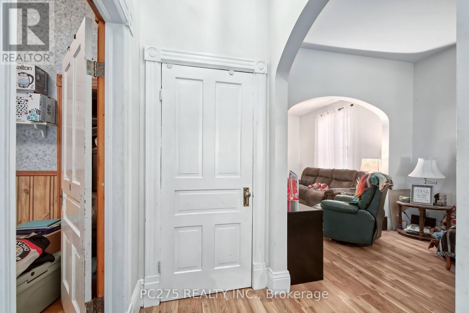 20 Maple Street, St. Thomas, Ontario N5R 1Y9 - Photo 5 - X13713618