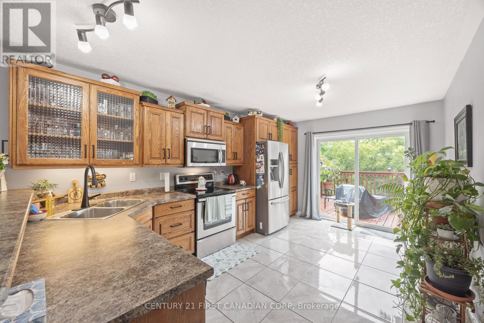34 Brock Street, St. Thomas, Ontario  N5P 2B2 - Photo 17 - X13713824
