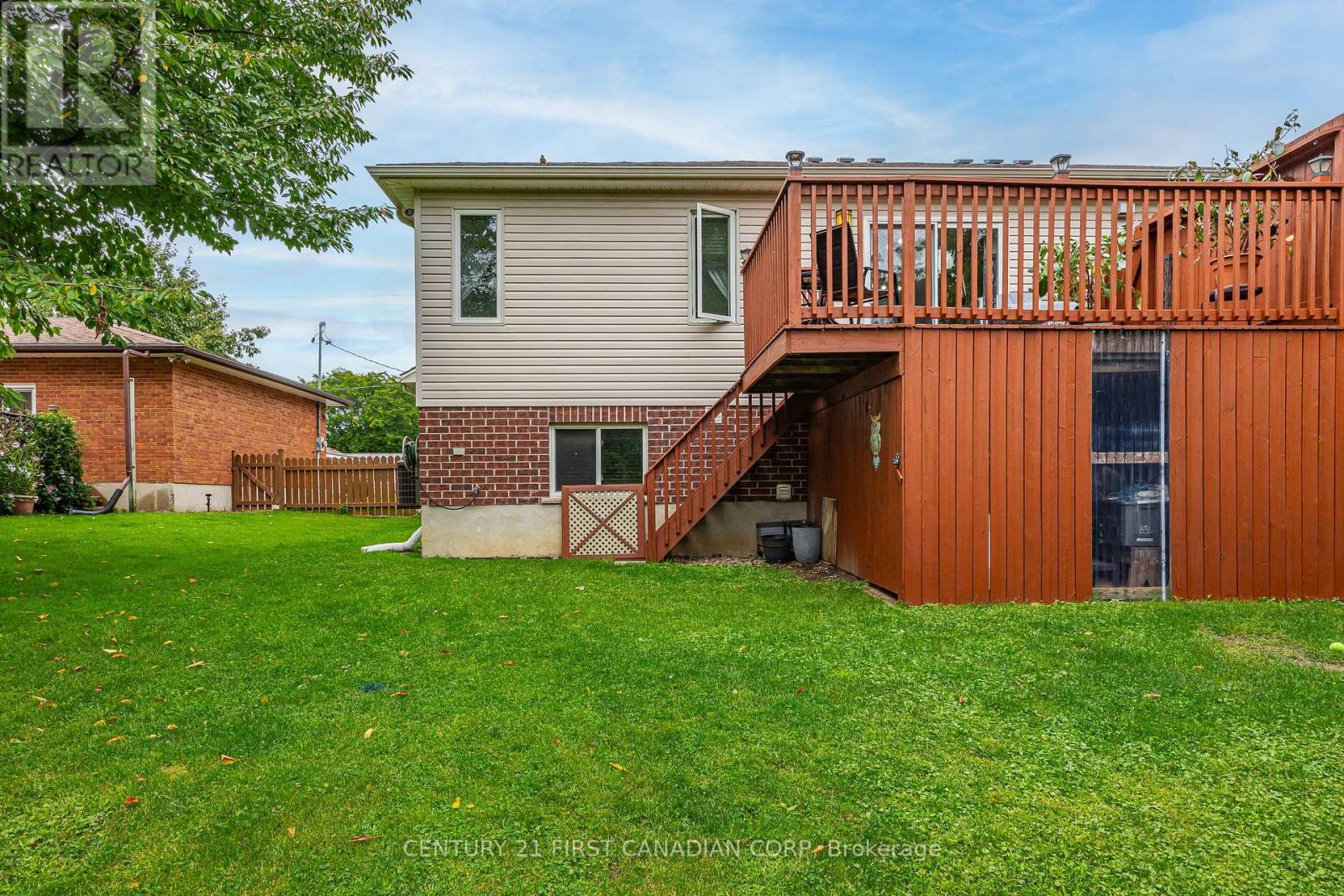 34 Brock Street, St. Thomas, Ontario  N5P 2B2 - Photo 39 - X13713824