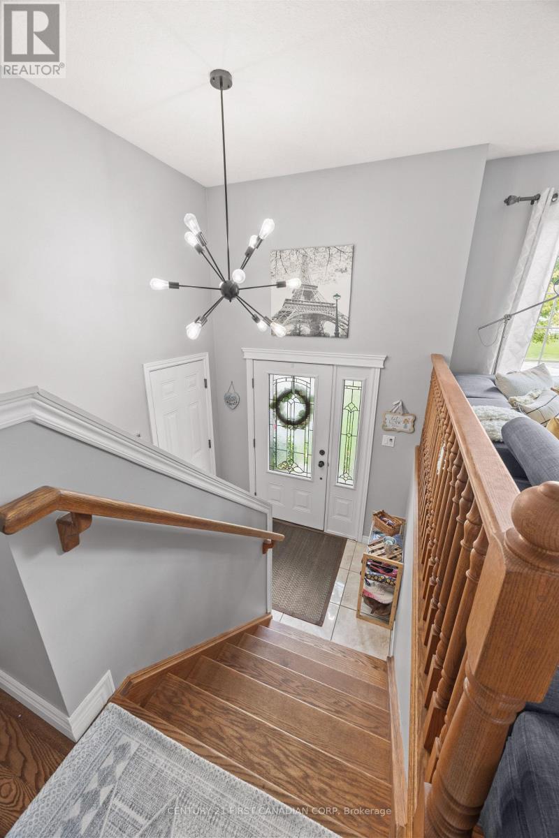 34 Brock Street, St. Thomas, Ontario  N5P 2B2 - Photo 6 - X13713824
