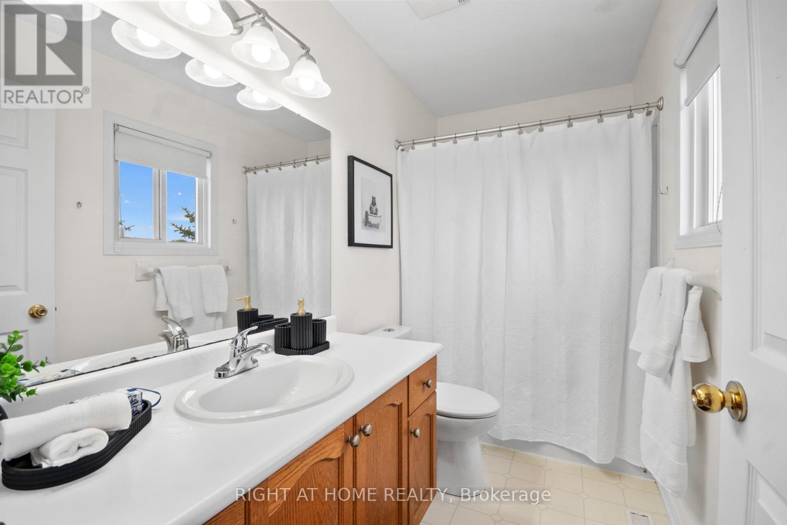 87 - 320 Ambleside Drive, London North, Ontario  N6G 5H8 - Photo 16 - X13713852