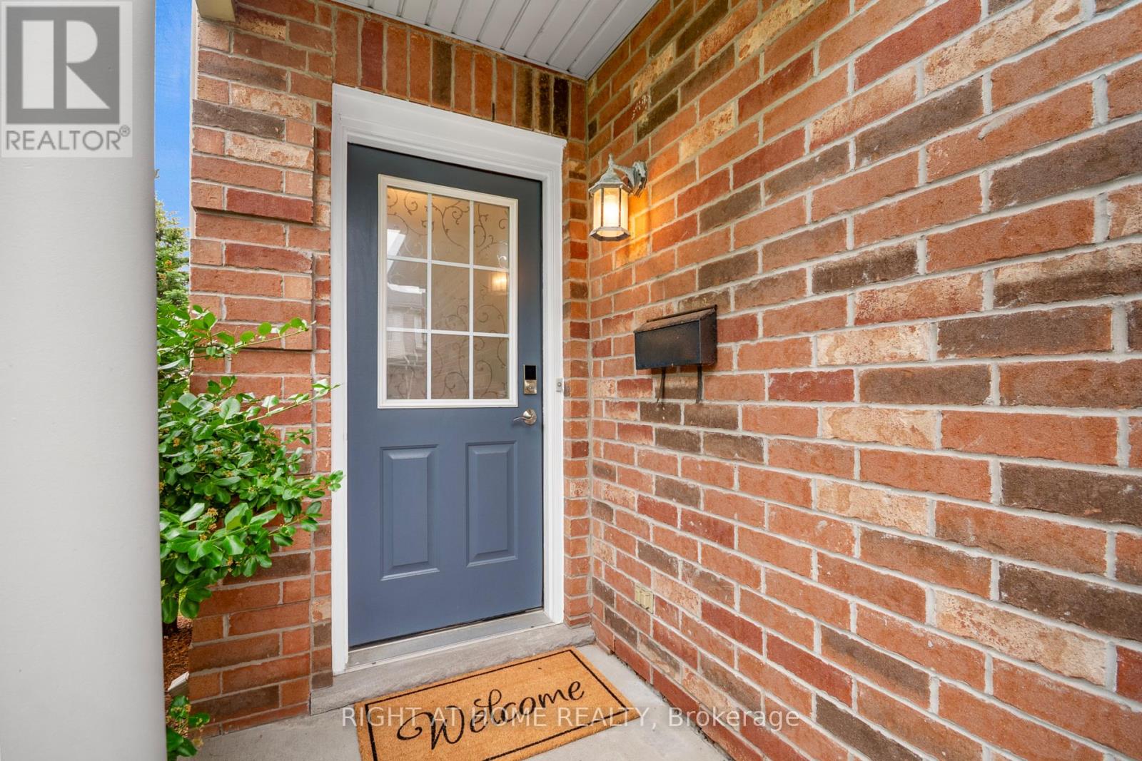 87 - 320 Ambleside Drive, London North, Ontario  N6G 5H8 - Photo 3 - X13713852