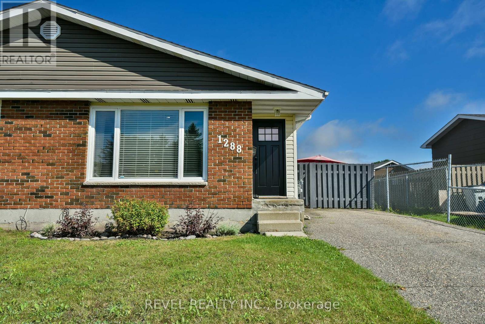 1288 CHENIER AVENUE, Timmins, Ontario