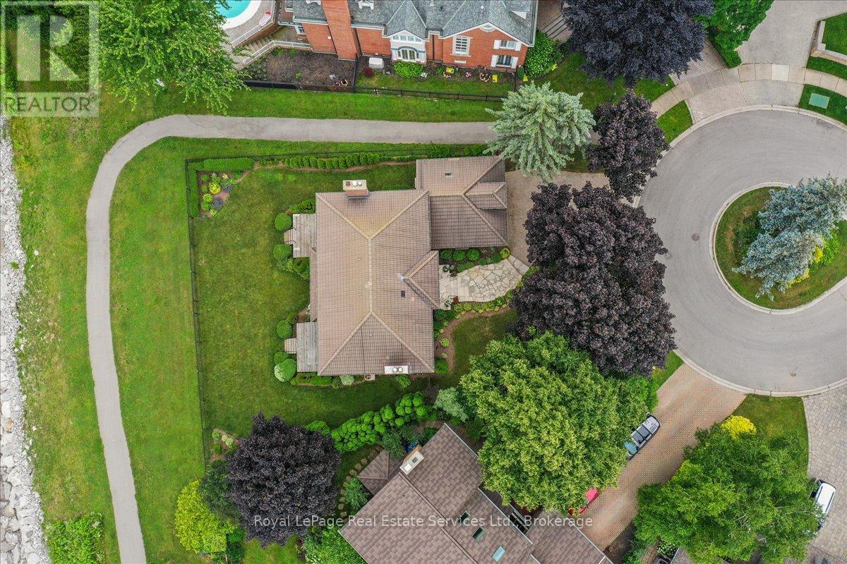 3286 Shelburne Place, Oakville, Ontario  L6L 5V9 - Photo 44 - W12812288