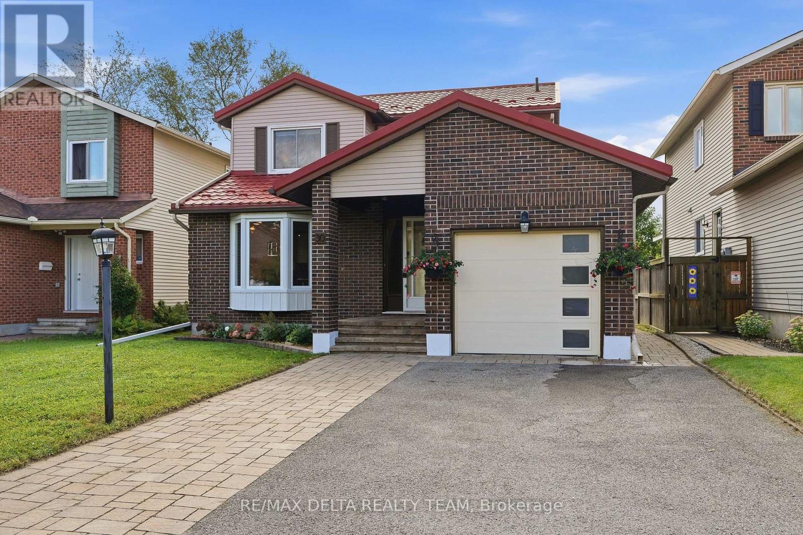 30 HOMESTEAD STREET, Ottawa, Ontario