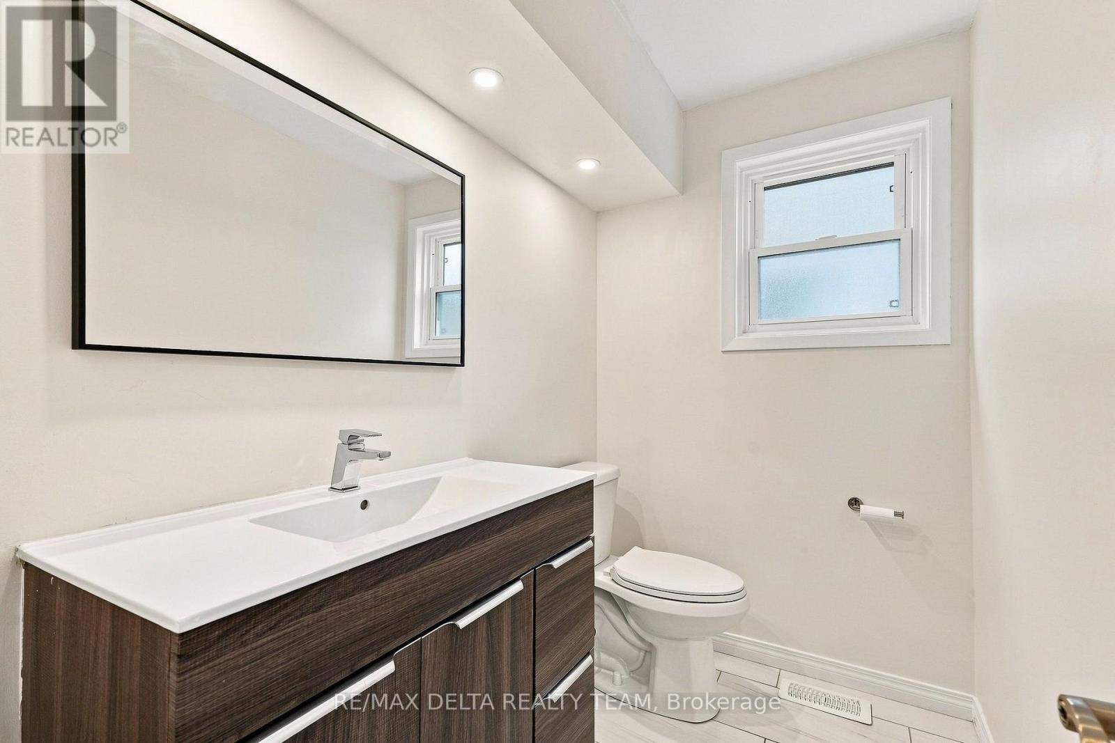 30 Homestead Street, Ottawa, Ontario  K2E 7N8 - Photo 5 - X13713782