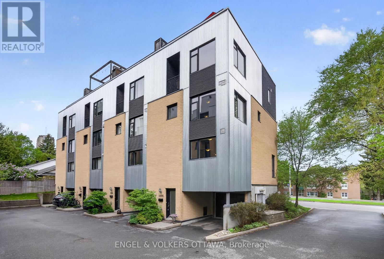 1896 CARLING AVENUE, Ottawa, Ontario