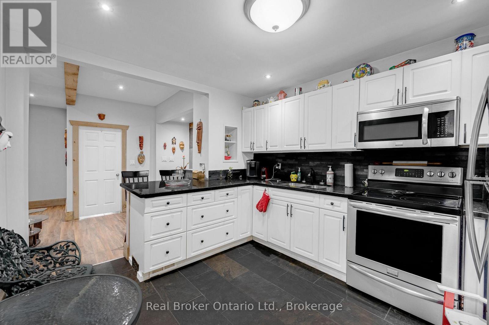 466 Cannon Street E, Hamilton, Ontario  L8L 2E2 - Photo 14 - X13713690
