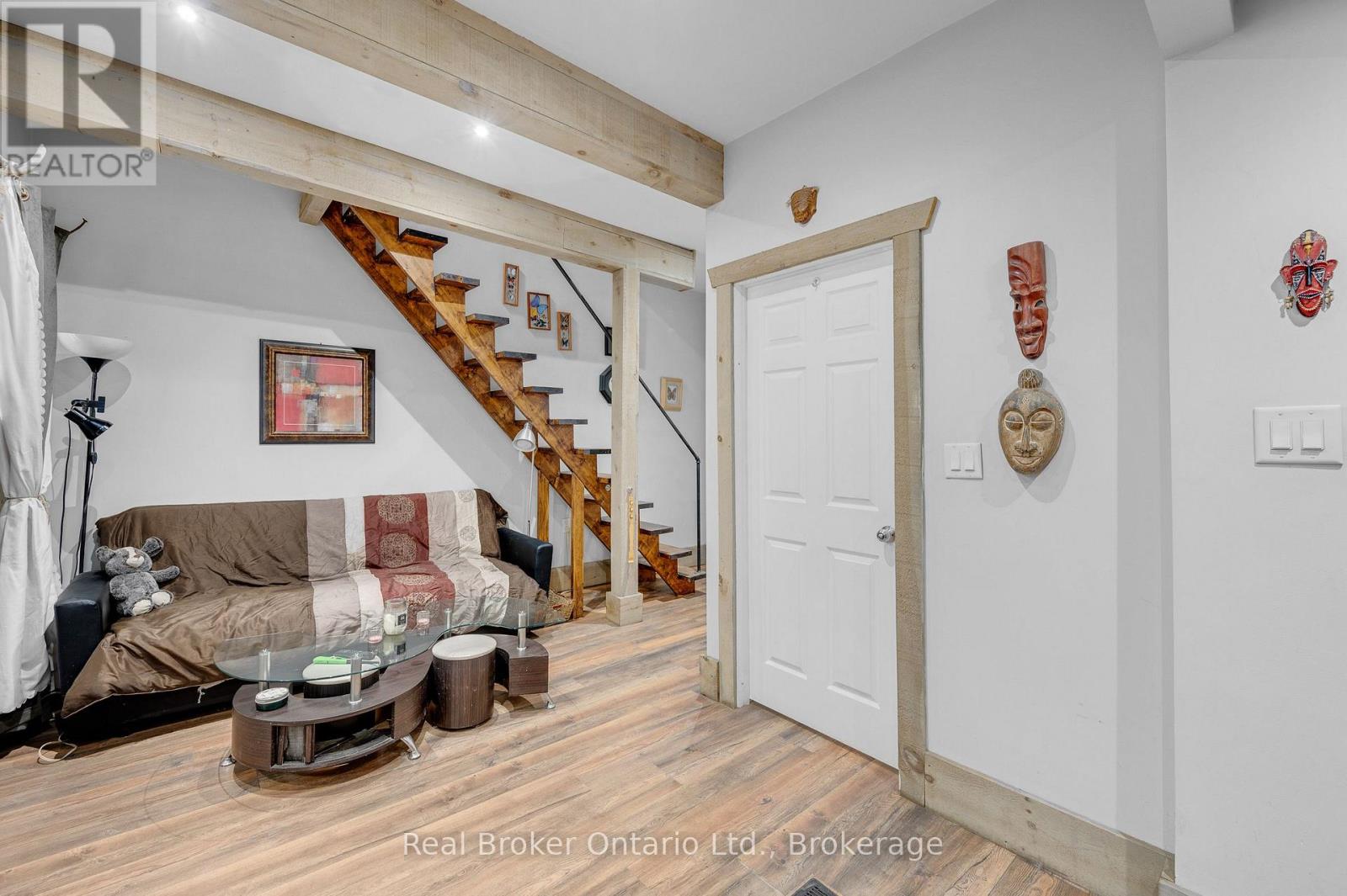 466 Cannon Street E, Hamilton, Ontario  L8L 2E2 - Photo 8 - X13713690