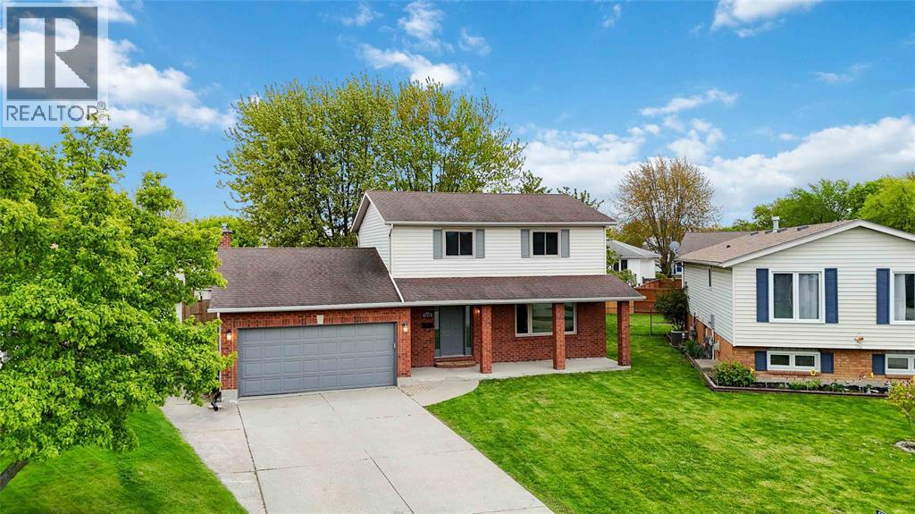 1516 HENLEY CRESCENT, Sarnia, Ontario