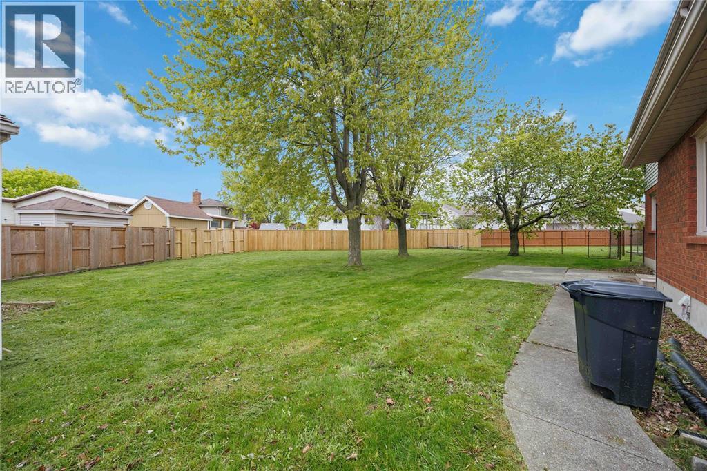 1516 Henley Crescent, Sarnia, Ontario  N7S 5Z8 - Photo 33 - 26020859