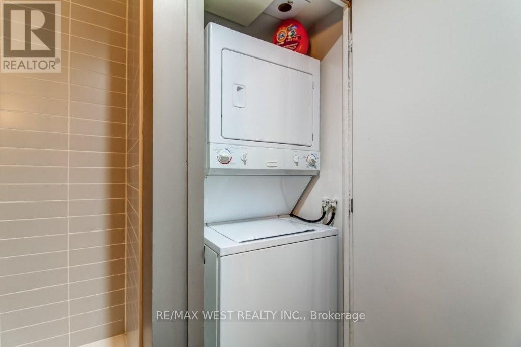 1604 - 33 Mill Street, Toronto, Ontario  M5A 3R3 - Photo 17 - C13713566