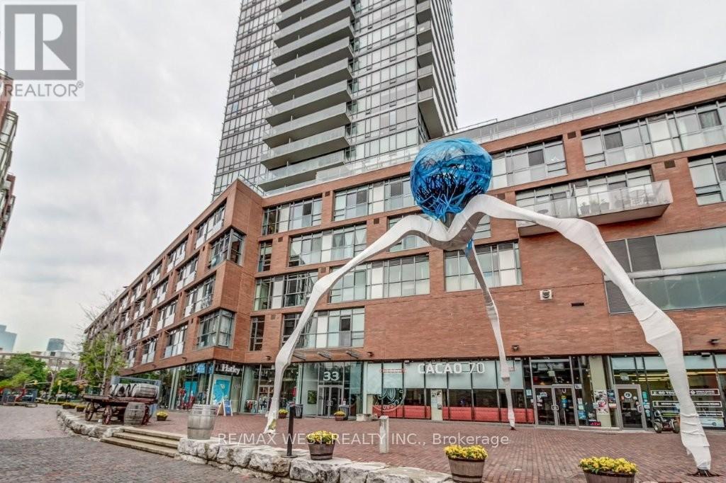 1604 - 33 Mill Street, Toronto, Ontario  M5A 3R3 - Photo 2 - C13713566