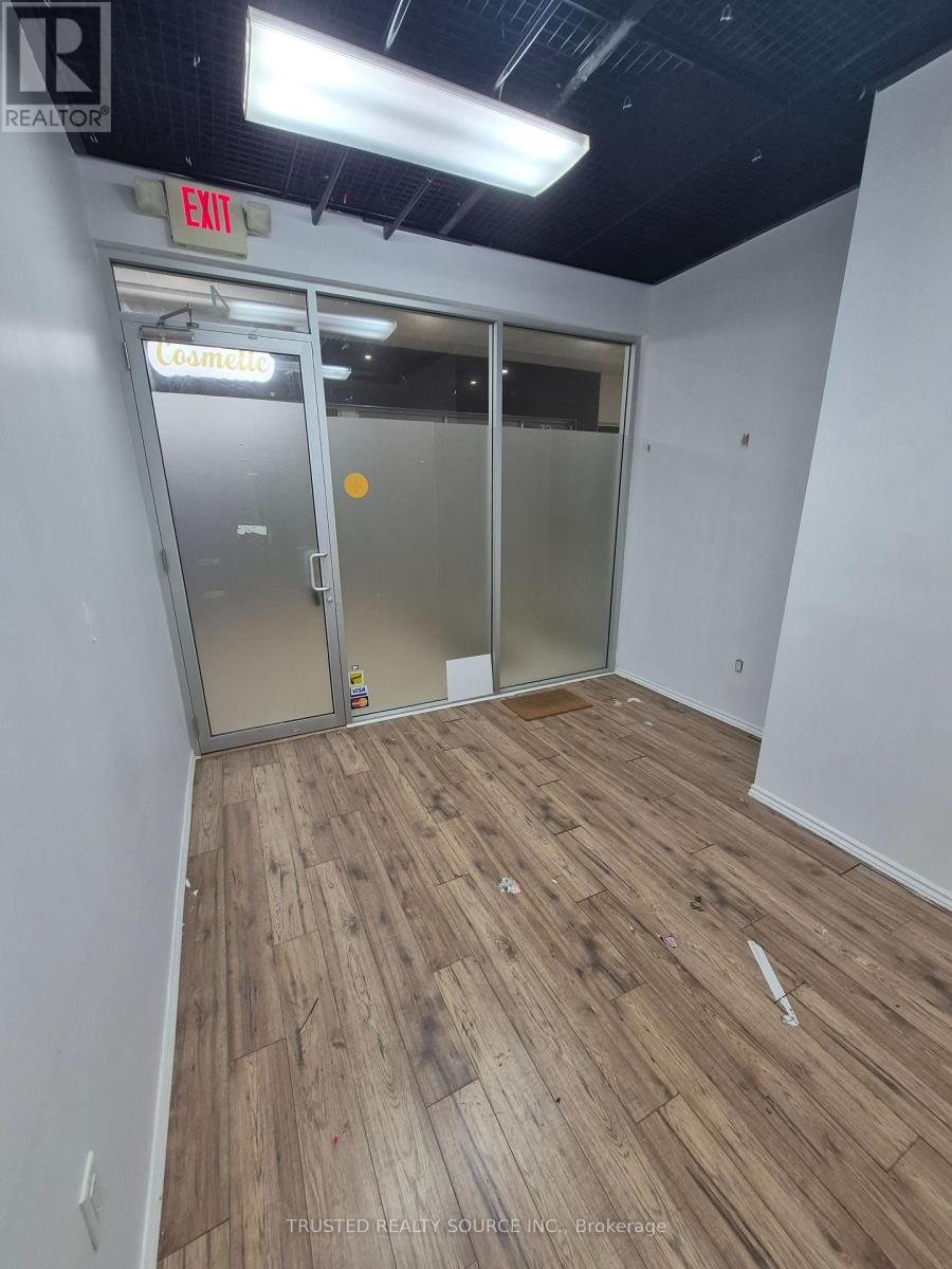 4 - 384 Yonge Street, Toronto, Ontario  M5B 1S8 - Photo 5 - C13713774