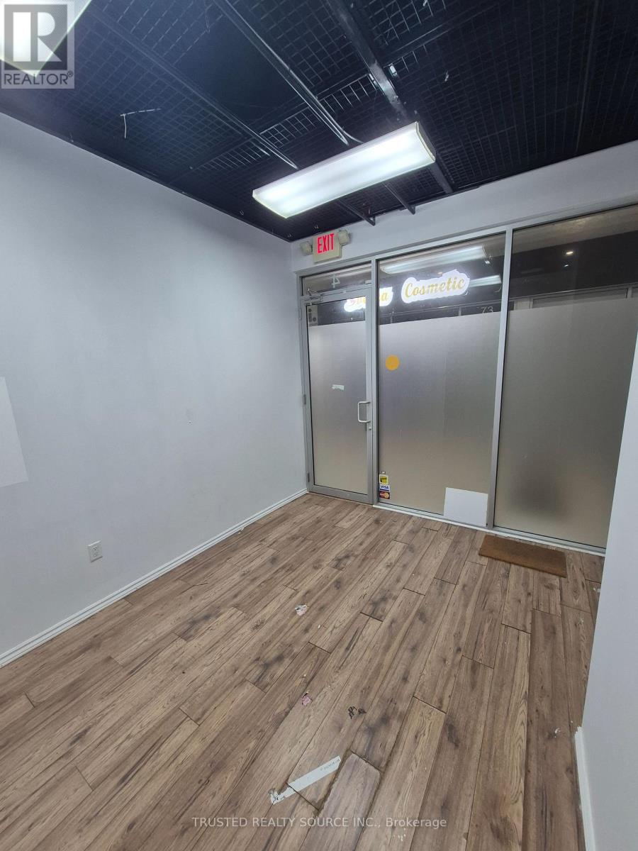 4 - 384 Yonge Street, Toronto, Ontario  M5B 1S8 - Photo 6 - C13713774