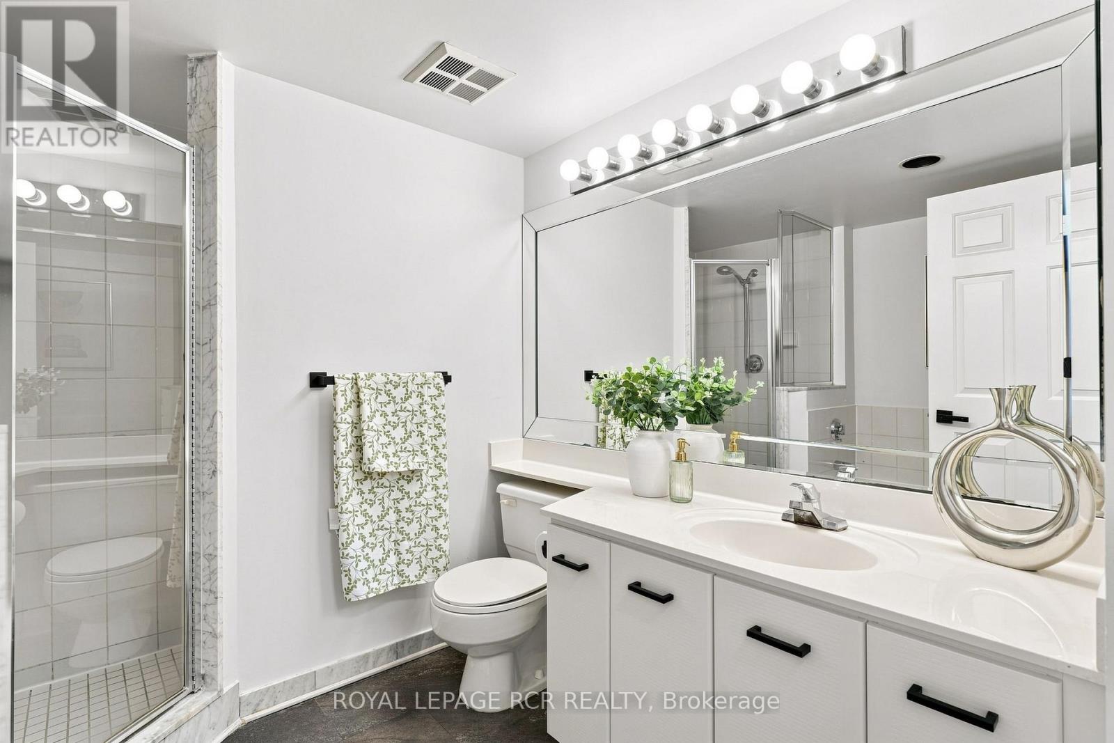 1016 - 268 Ridley Boulevard, Toronto, Ontario  M5M 4N3 - Photo 20 - C13713786