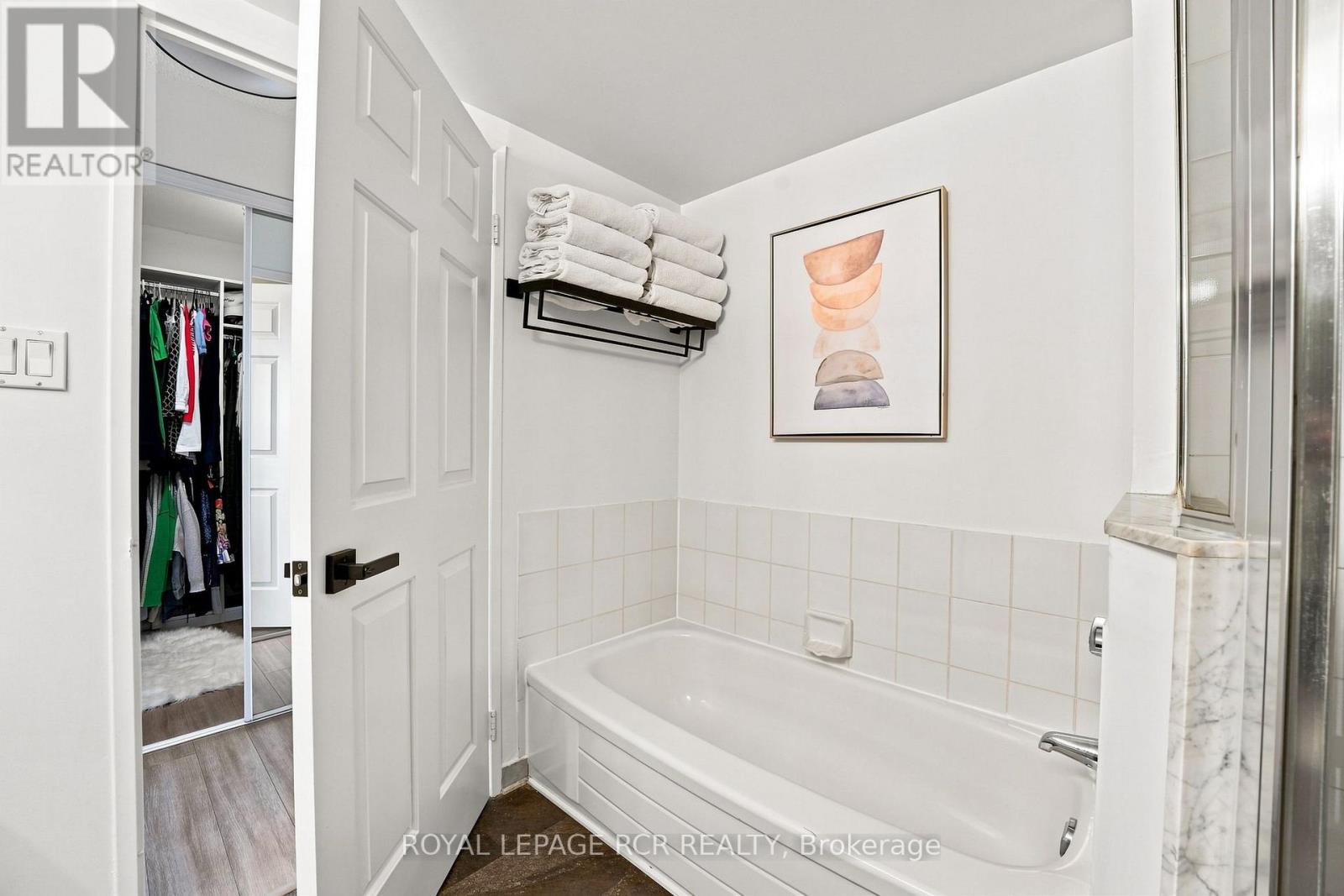 1016 - 268 Ridley Boulevard, Toronto, Ontario  M5M 4N3 - Photo 21 - C13713786