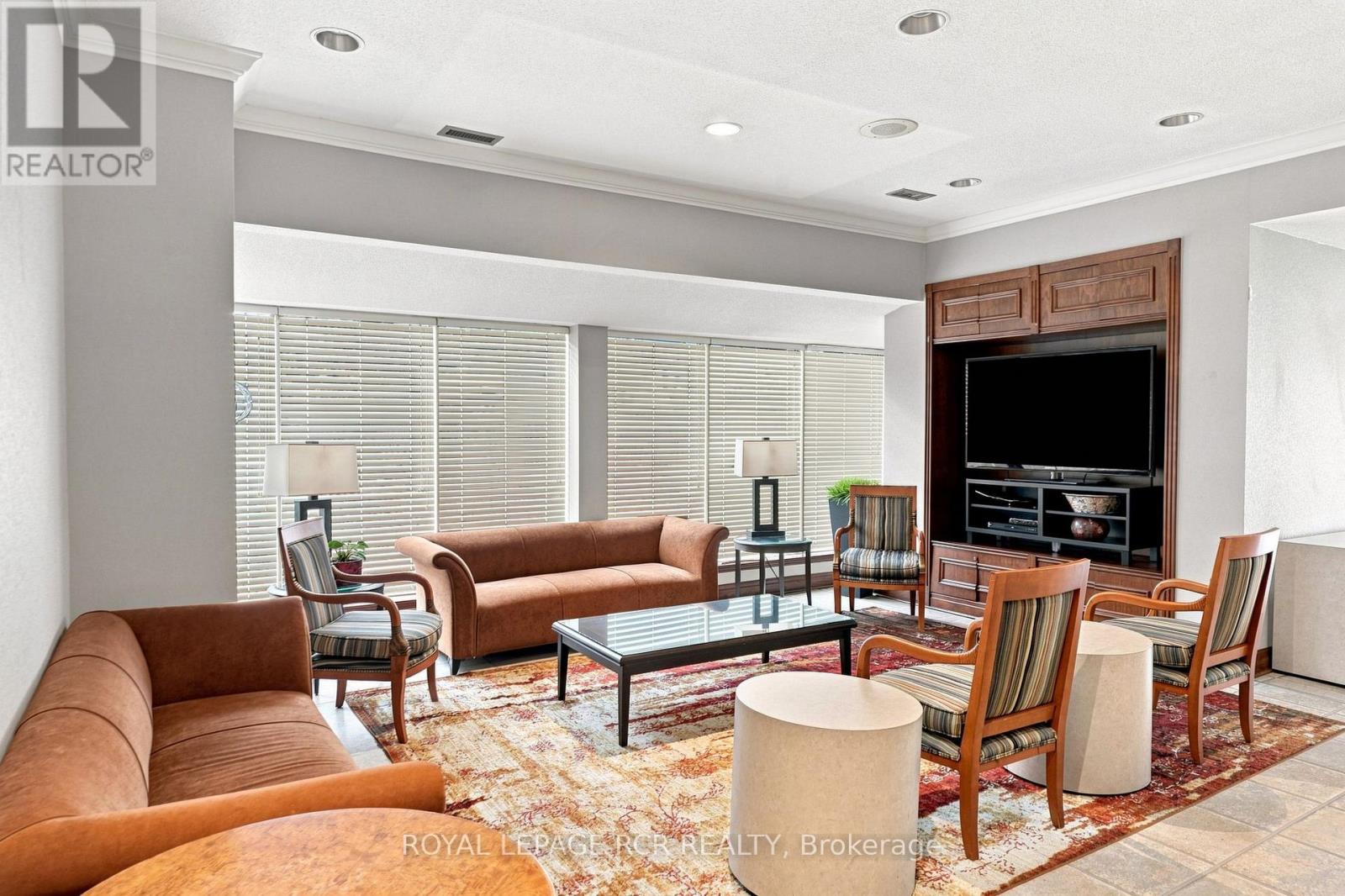 1016 - 268 Ridley Boulevard, Toronto, Ontario  M5M 4N3 - Photo 30 - C13713786