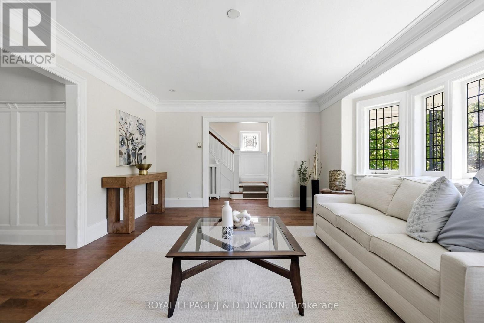 102 Ridge Drive, Toronto, Ontario  M4T 1B8 - Photo 4 - C13713846