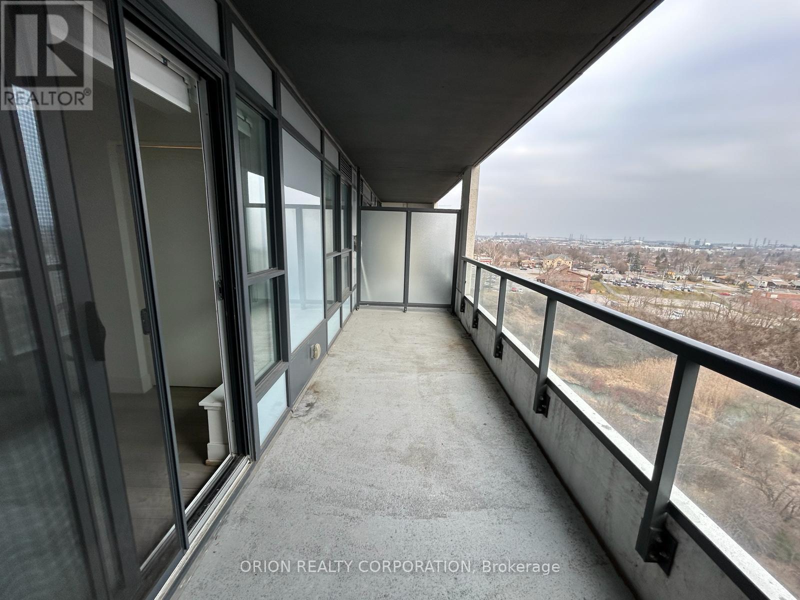 1006 - 1255 Bayly Street, Pickering, Ontario  L1V 0B6 - Photo 17 - E13713592