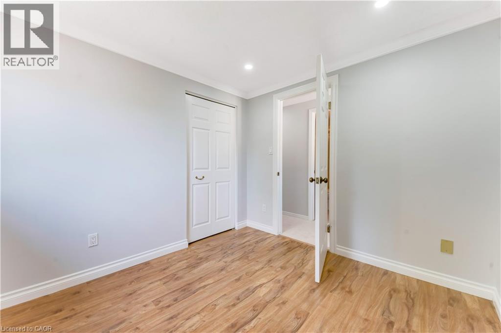 68 Old Huron Court, Kitchener, Ontario  N2R 1L7 - Photo 21 - 40856545