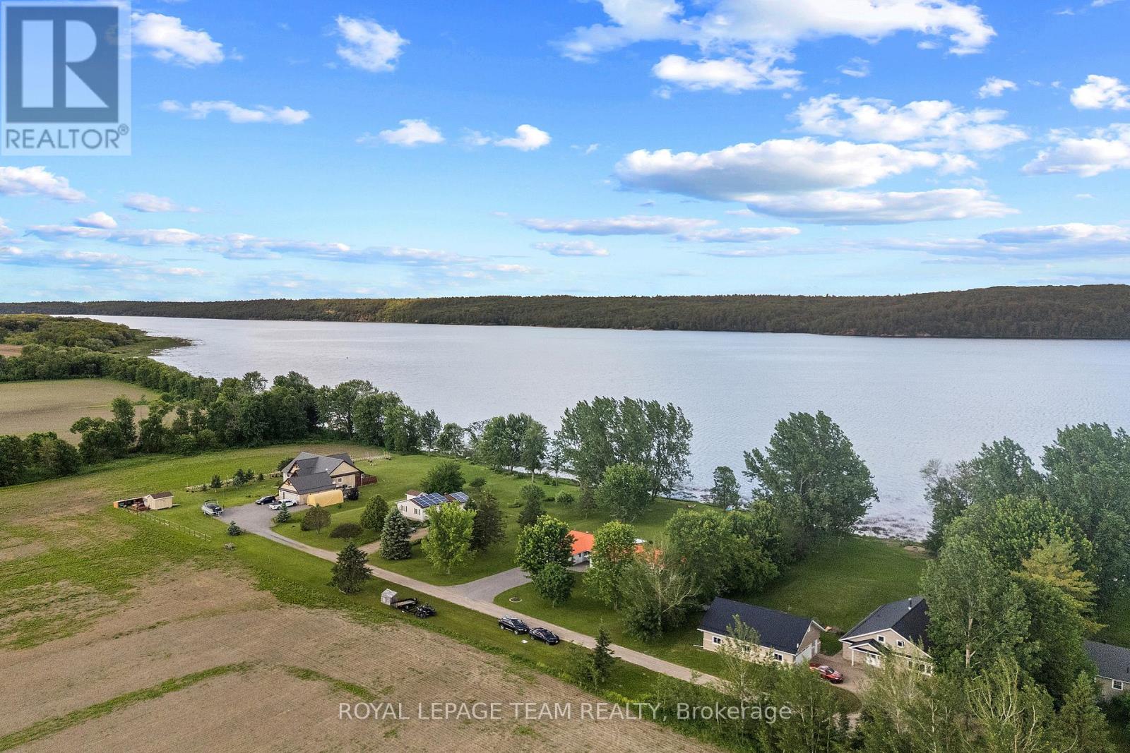 34 Bird Lake Trail, Whitewater Region, Ontario  K0J 1K0 - Photo 5 - X13569448