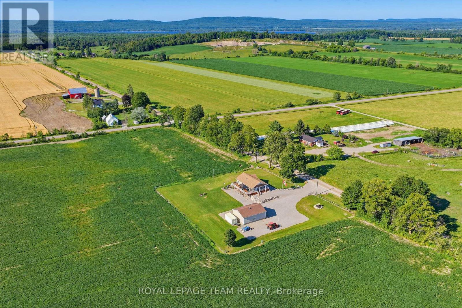 547 Malloy Road, Whitewater Region, Ontario  K0J 1C0 - Photo 4 - X13591290