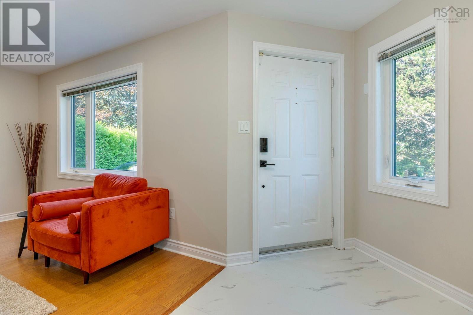 4 Turnberry Lane, Halifax, Nova Scotia  B3M 4E5 - Photo 2 - 202617008