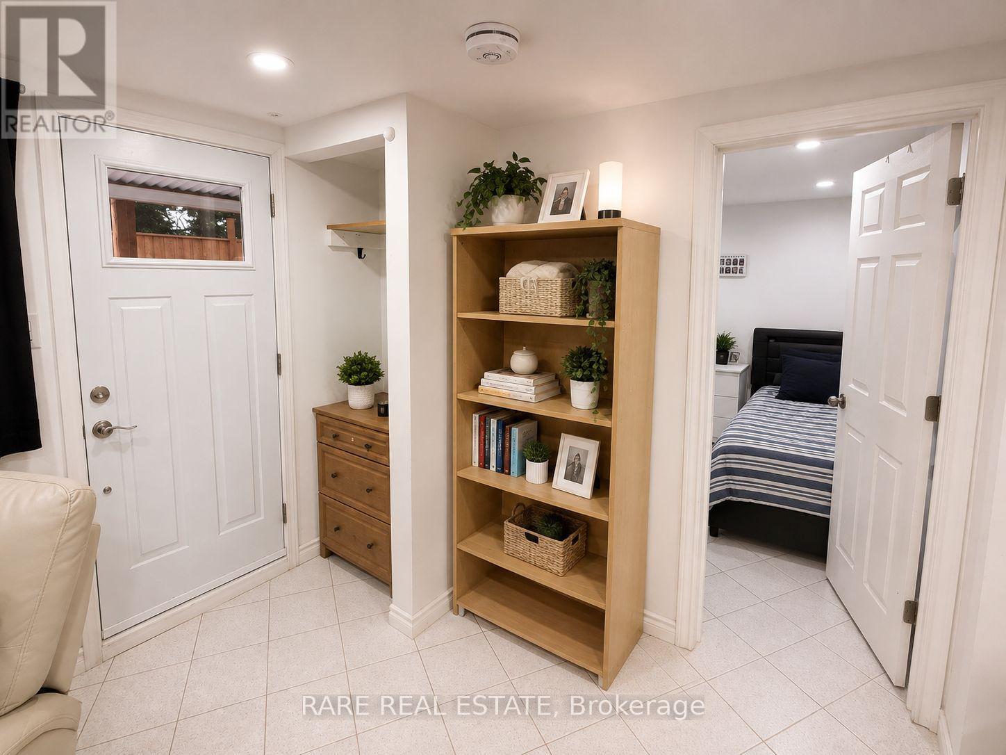 1 - 130 Glen Shields Avenue, Vaughan, Ontario  L4K 1T6 - Photo 4 - N13713642