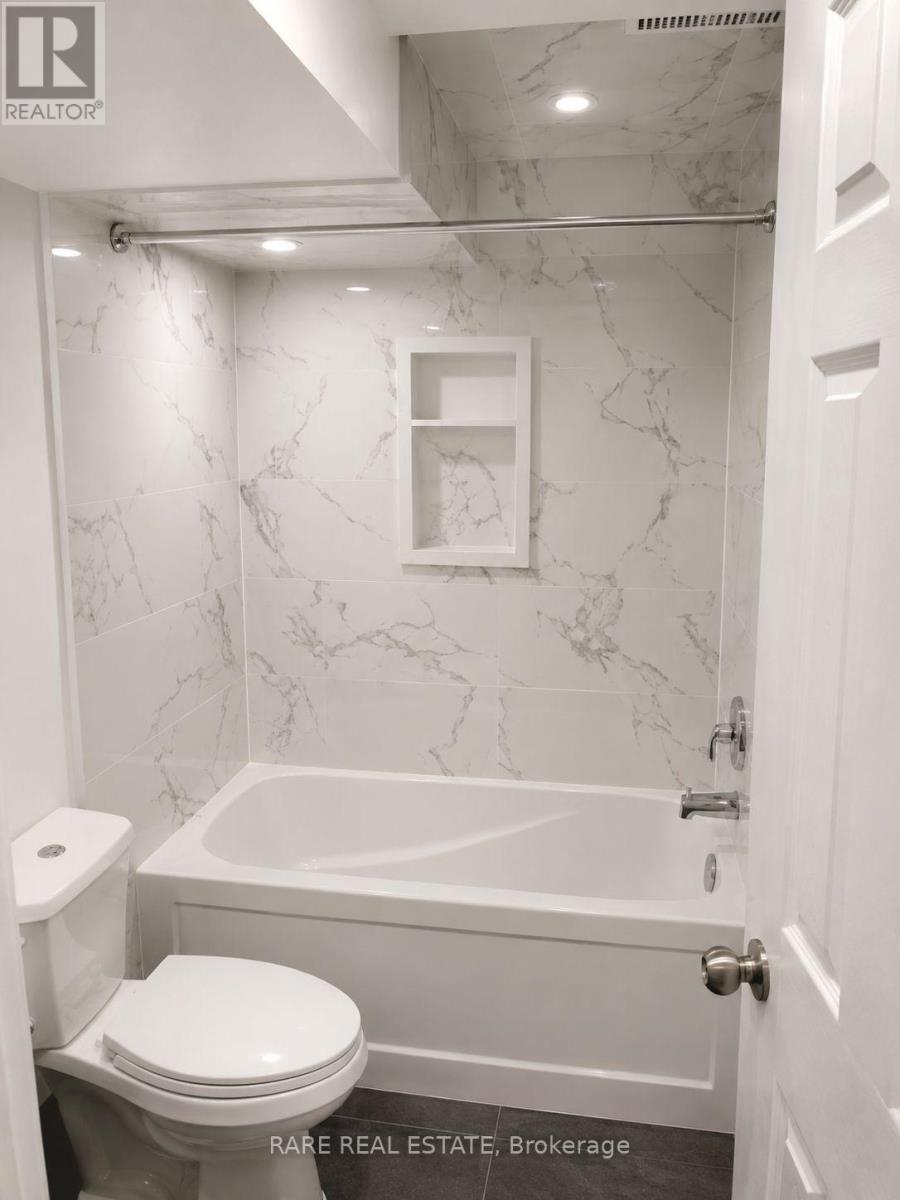 1 - 130 Glen Shields Avenue, Vaughan, Ontario  L4K 1T6 - Photo 8 - N13713642
