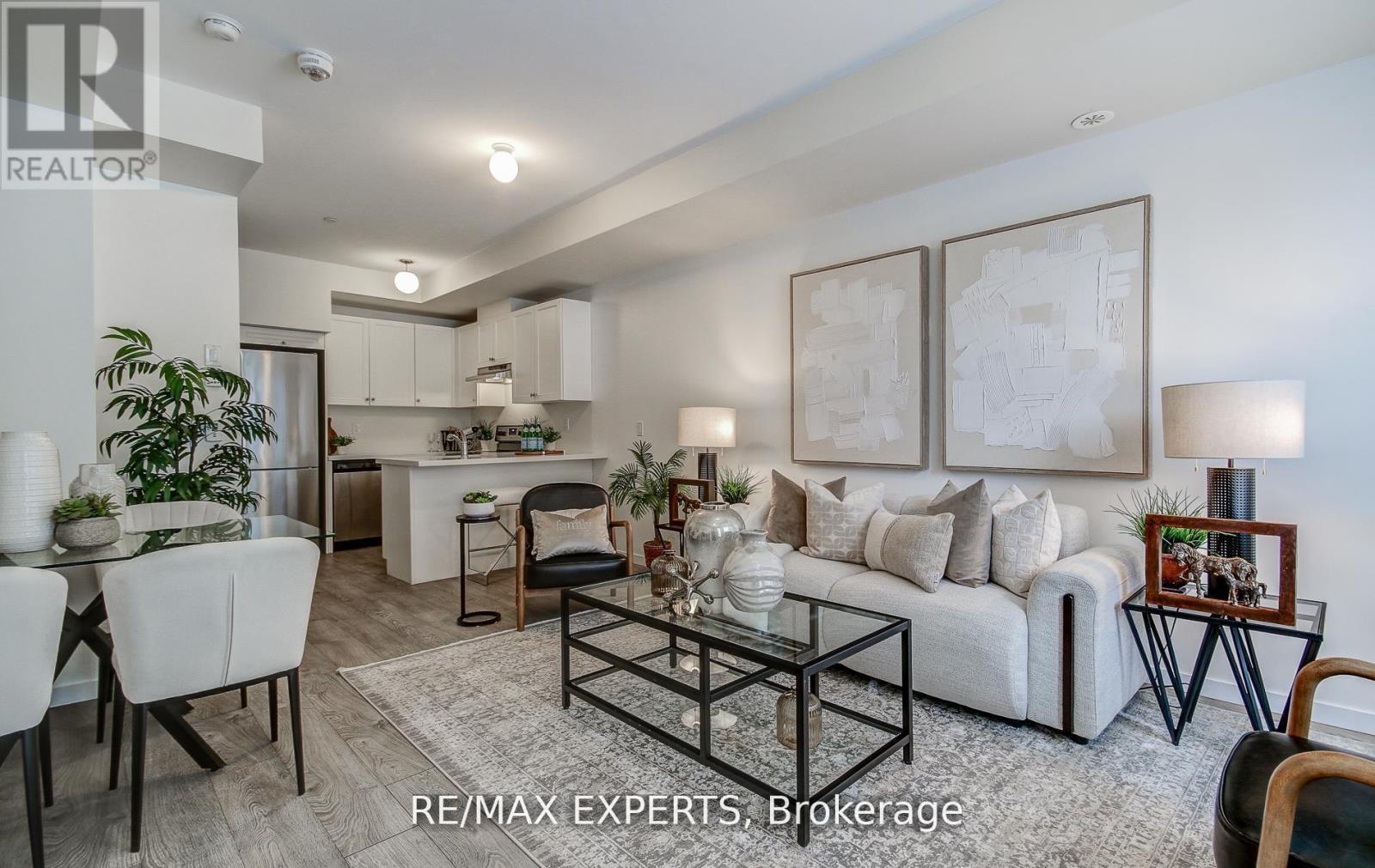 61 - 300 Alex Gardner Circle, Aurora, Ontario L4G 1N4 - Photo 1 - N13713810