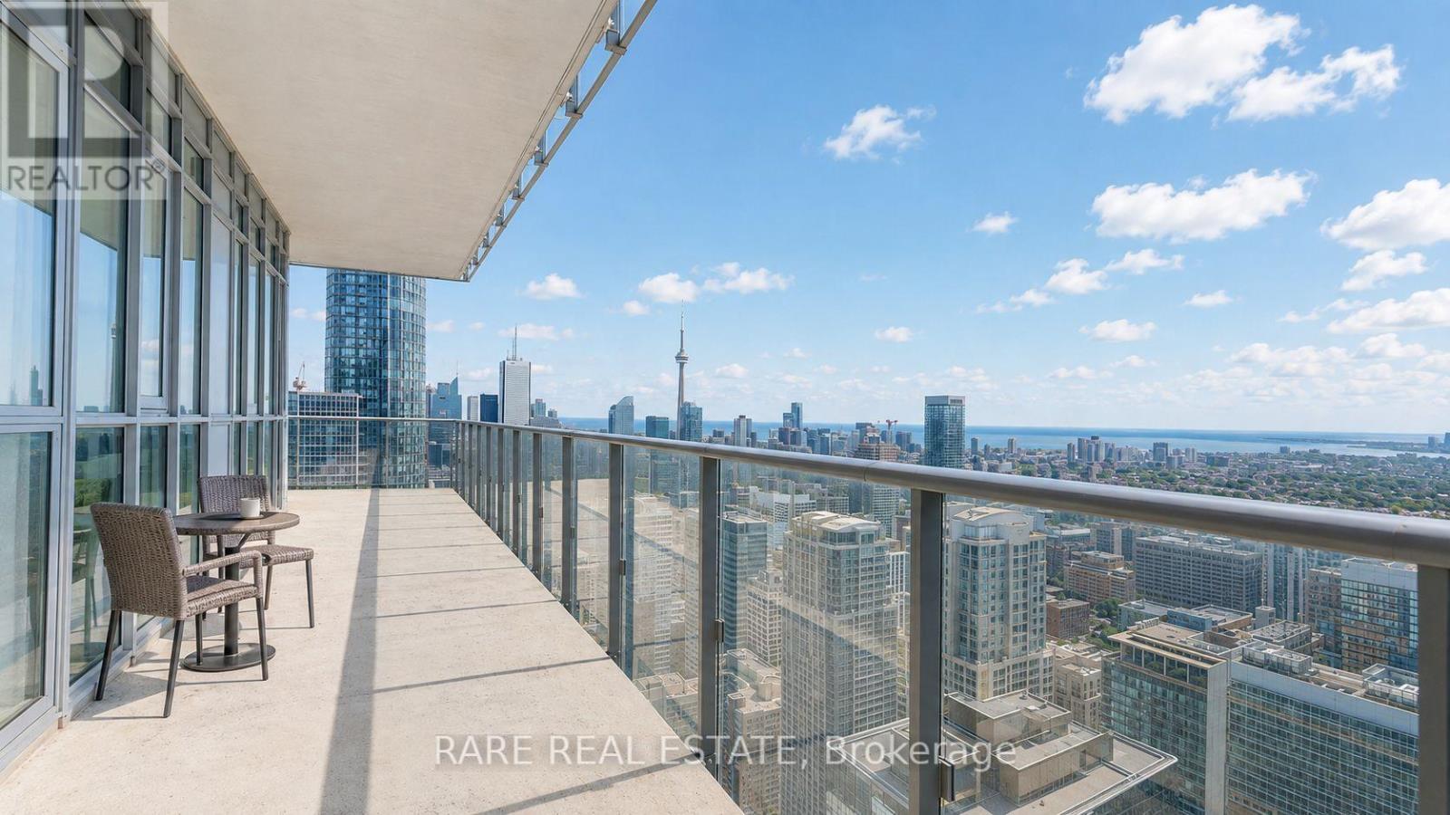 6111 - 7 Grenville Street, Toronto, Ontario  M4Y 0E9 - Photo 12 - C13711312