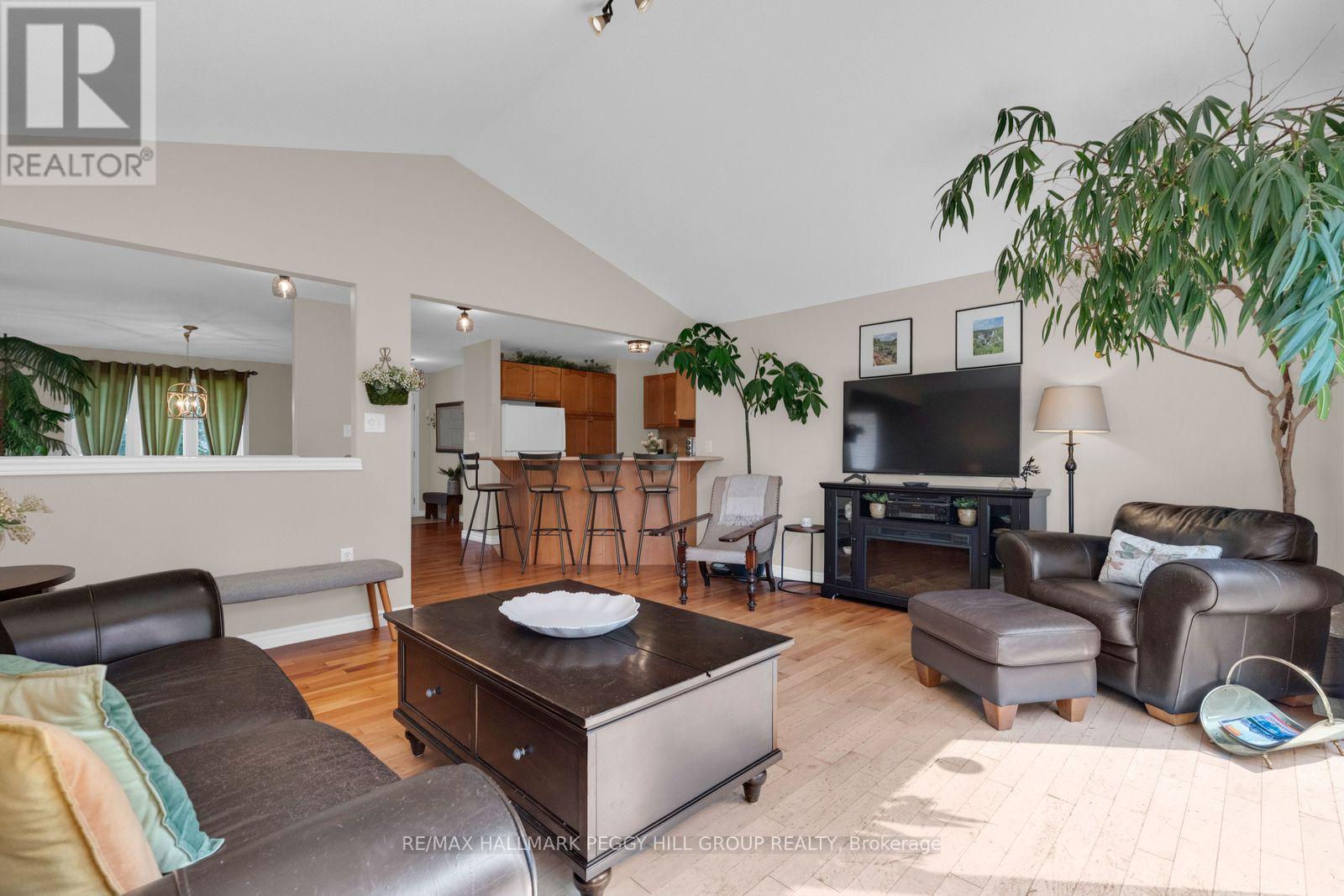 43 Nicklaus Drive, Barrie (East Bayfield), Ontario  L4M 6W5 - Photo 4 - S13713596