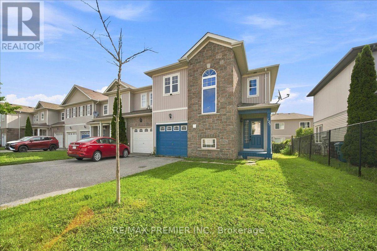 125 - 800 WEST RIDGE BOULEVARD, Orillia, Ontario