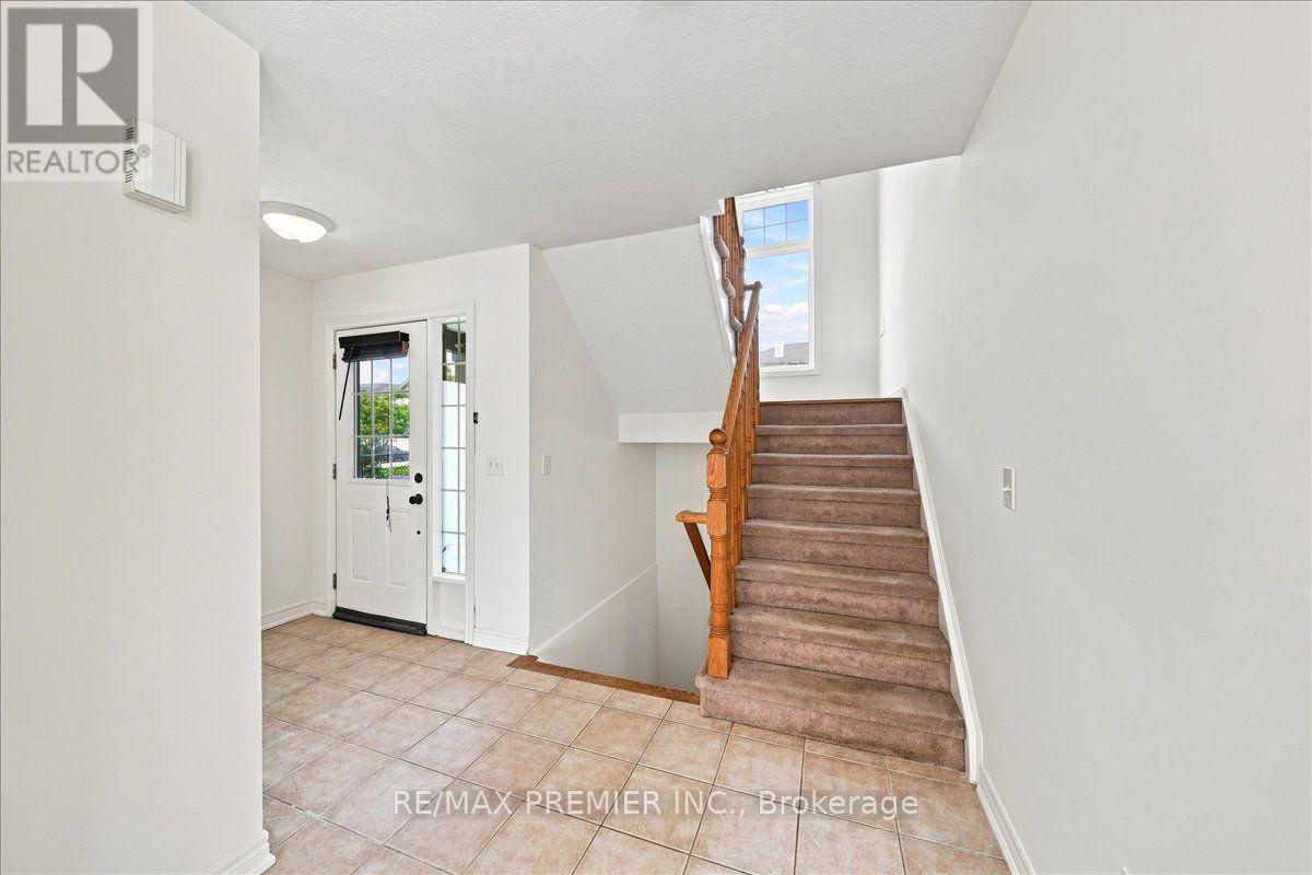 125 - 800 West Ridge Boulevard, Orillia, Ontario  L3V 0A1 - Photo 4 - S13713626