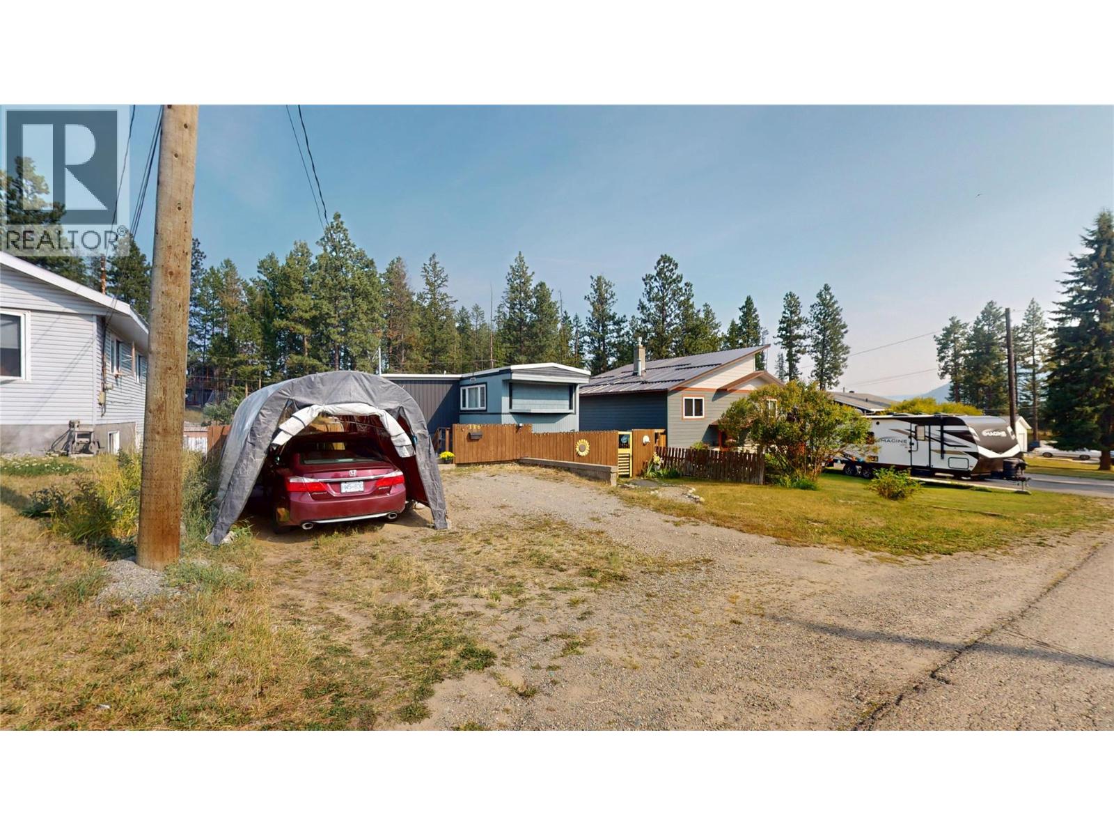116 311 Avenue, Kimberley, British Columbia  V1A 3J6 - Photo 4 - 10398757
