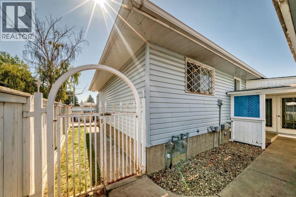 2203 65 Street NE, Calgary, Alberta  T1Y 1N5 - Photo 4 - A2331060