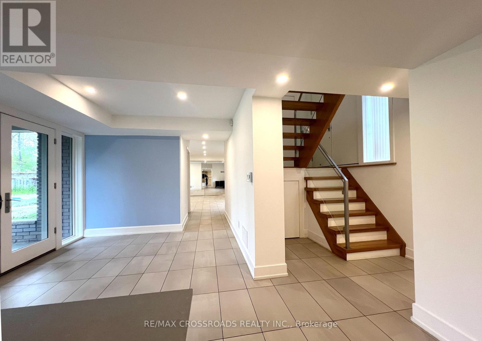 1532 Merrow Road, Mississauga, Ontario  L5J 3C5 - Photo 18 - W13713504