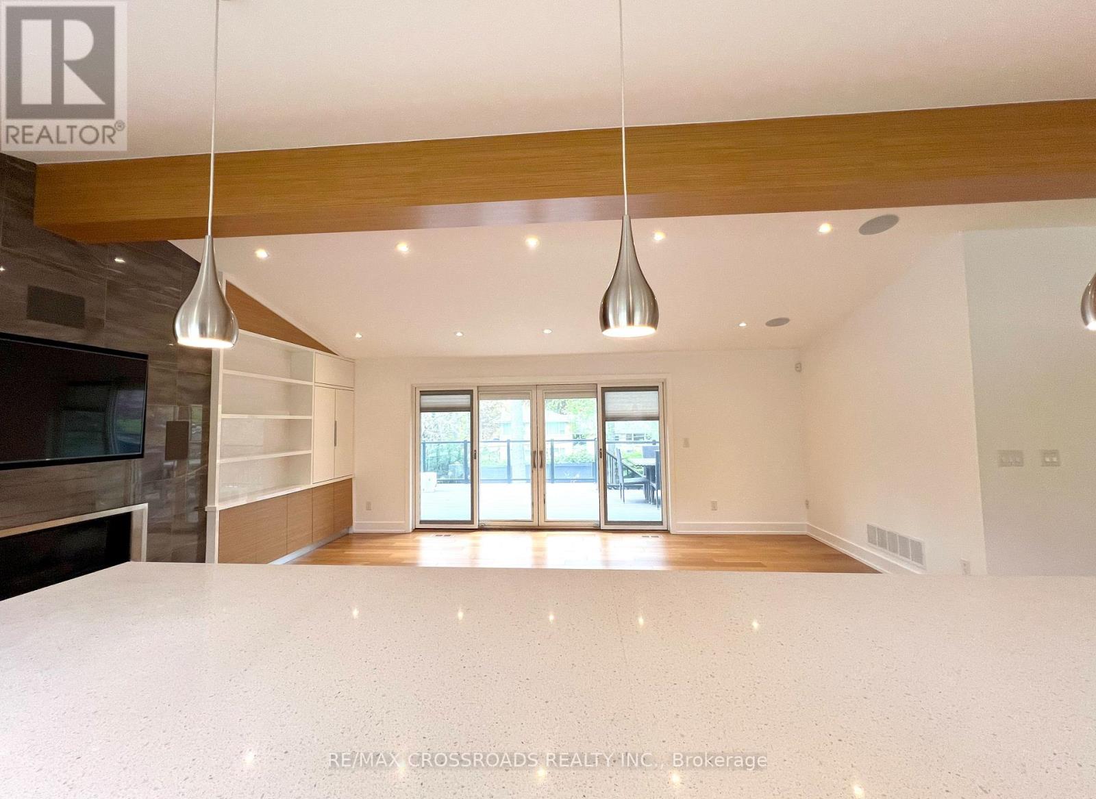 1532 Merrow Road, Mississauga, Ontario  L5J 3C5 - Photo 6 - W13713504