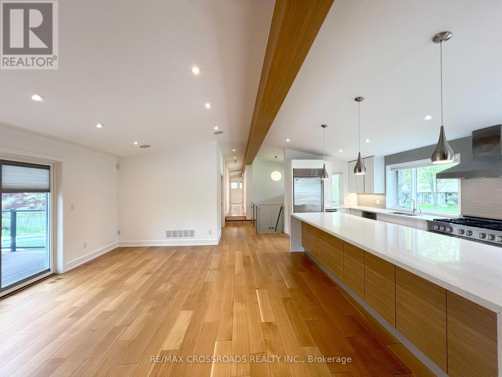 1532 Merrow Road, Mississauga, Ontario  L5J 3C5 - Photo 9 - W13713504