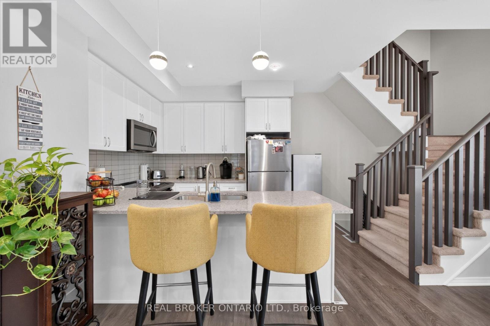 63 - 35 Applewood Lane, Toronto, Ontario  M9C 0C1 - Photo 8 - W13713522