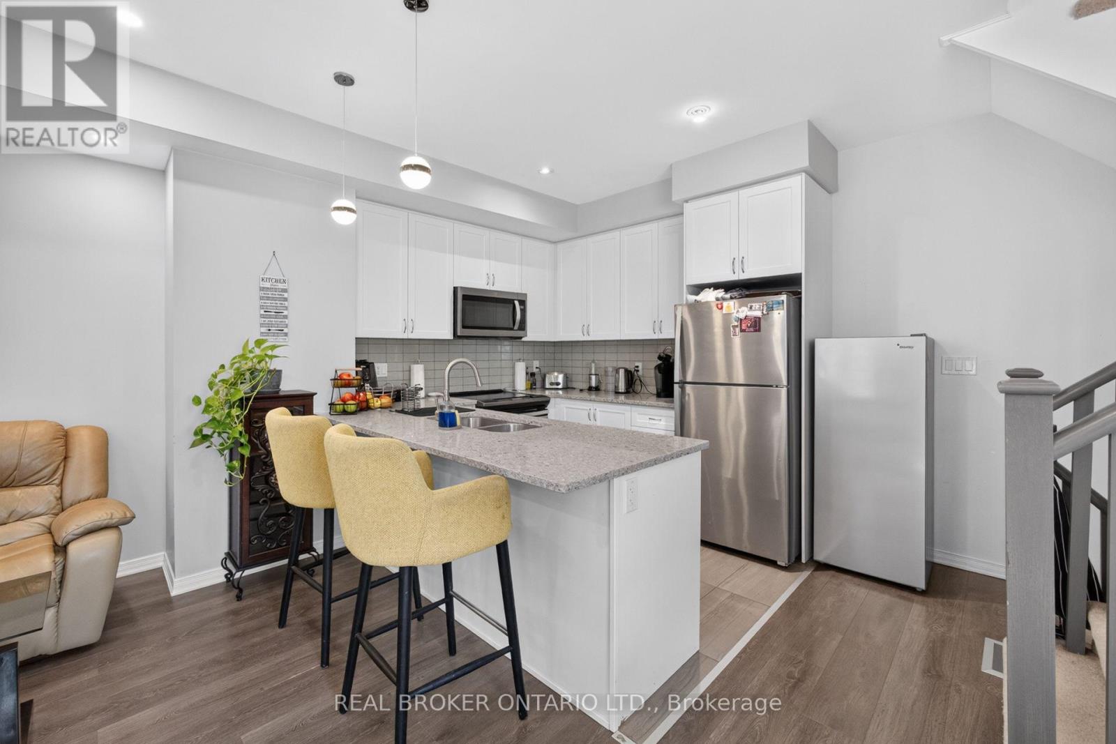 63 - 35 Applewood Lane, Toronto, Ontario  M9C 0C1 - Photo 9 - W13713522
