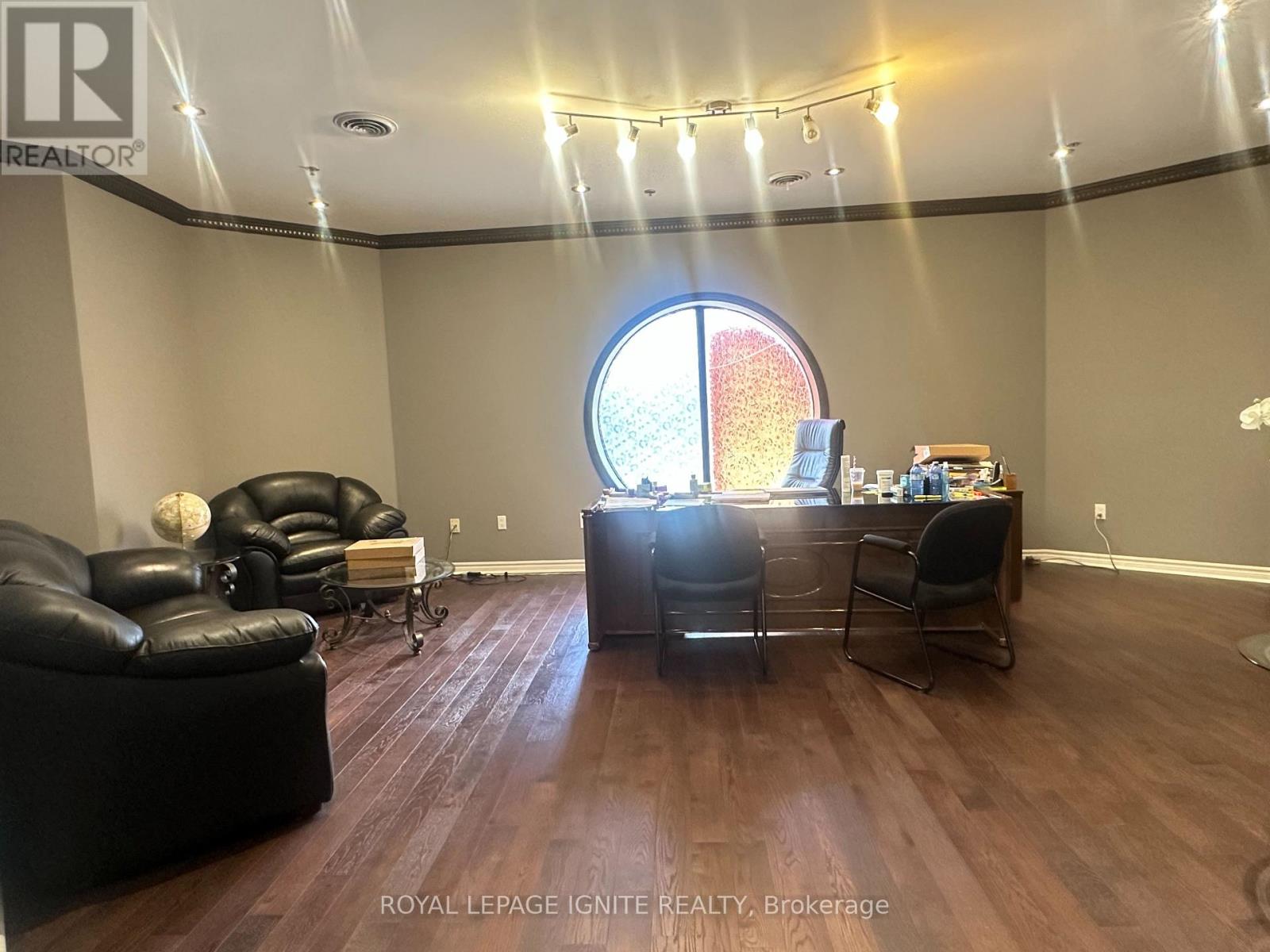 30 & 31 - 14 Automatic Road, Brampton, Ontario  L6S 5N5 - Photo 10 - W13713586