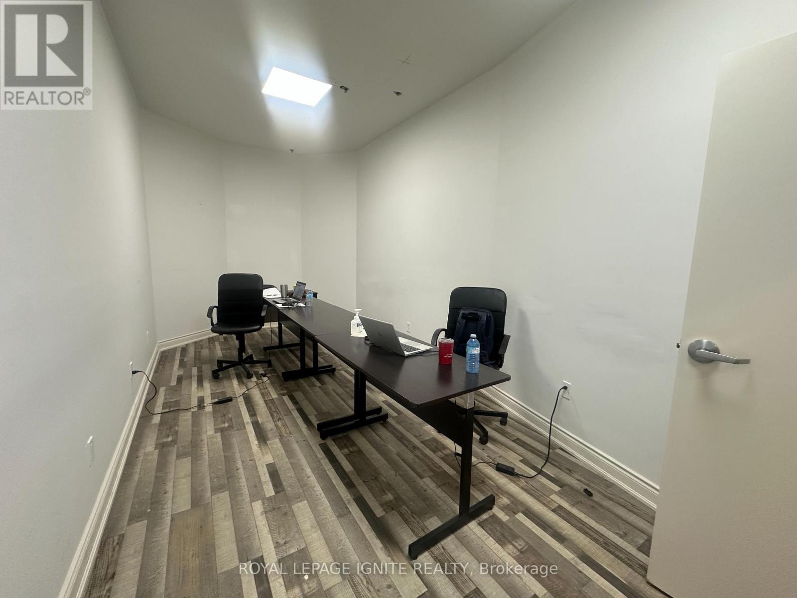30 & 31 - 14 Automatic Road, Brampton, Ontario  L6S 5N5 - Photo 13 - W13713586