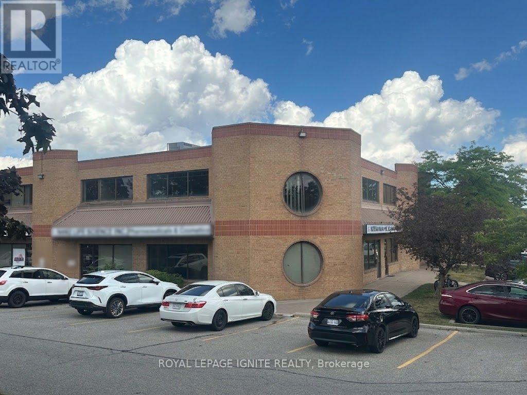 30 & 31 - 14 Automatic Road, Brampton, Ontario  L6S 5N5 - Photo 2 - W13713586