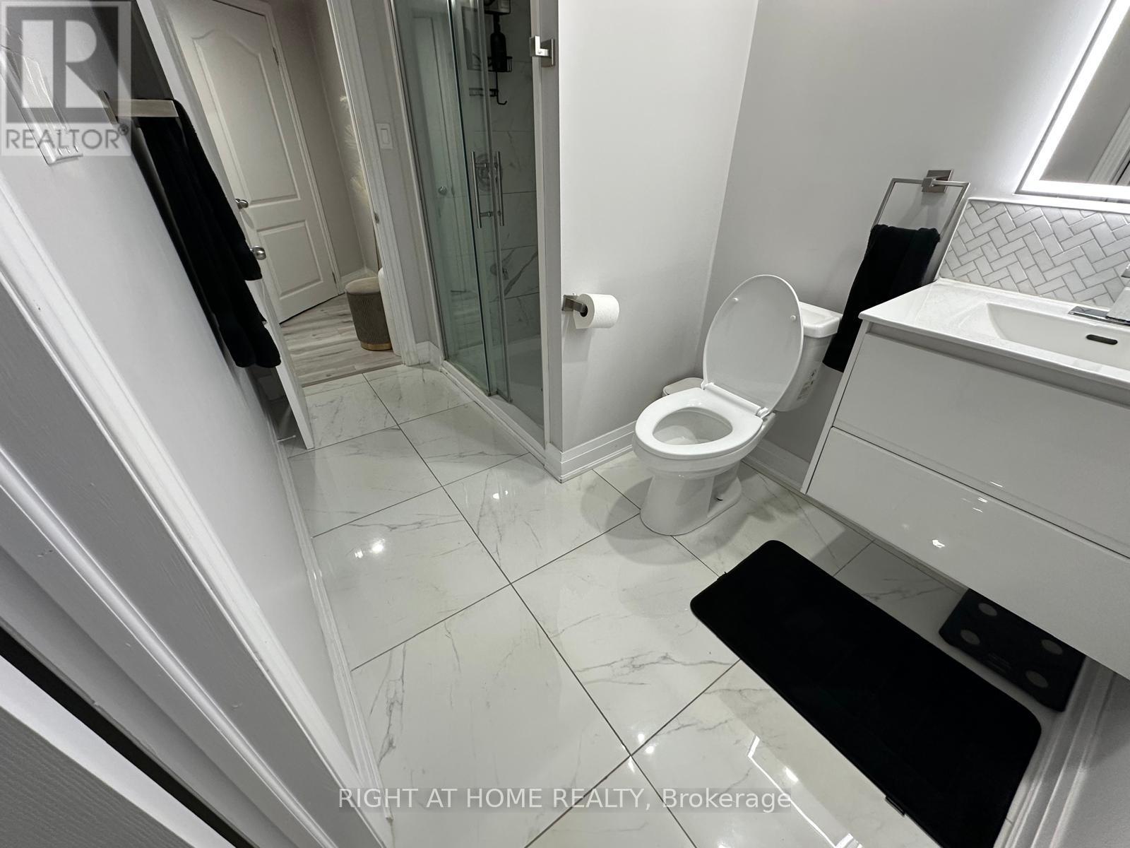 1015 Mccuaig Drive, Milton, Ontario  L9T 6S4 - Photo 21 - W13713594