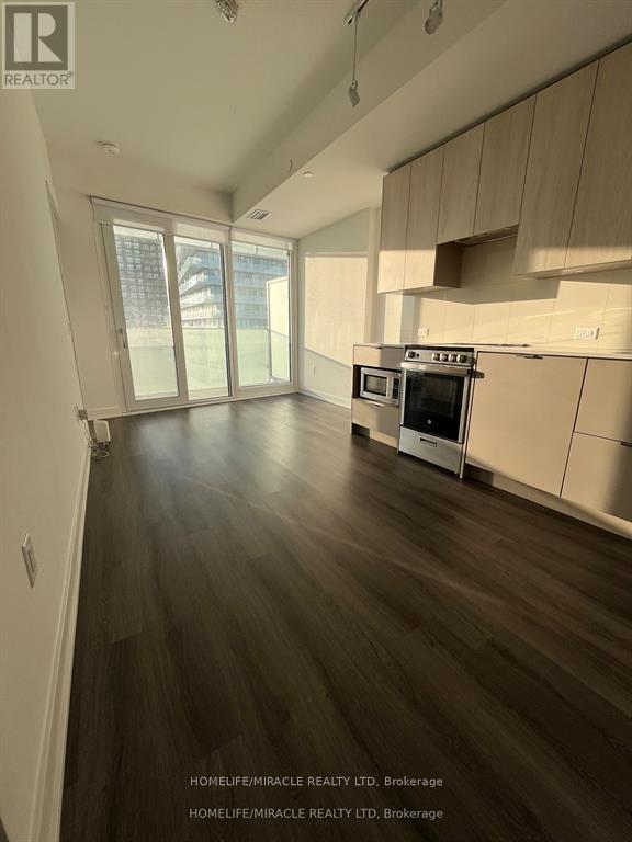 2812 - 3883 Quartz Road, Mississauga, Ontario  L5B 0M4 - Photo 2 - W13713608
