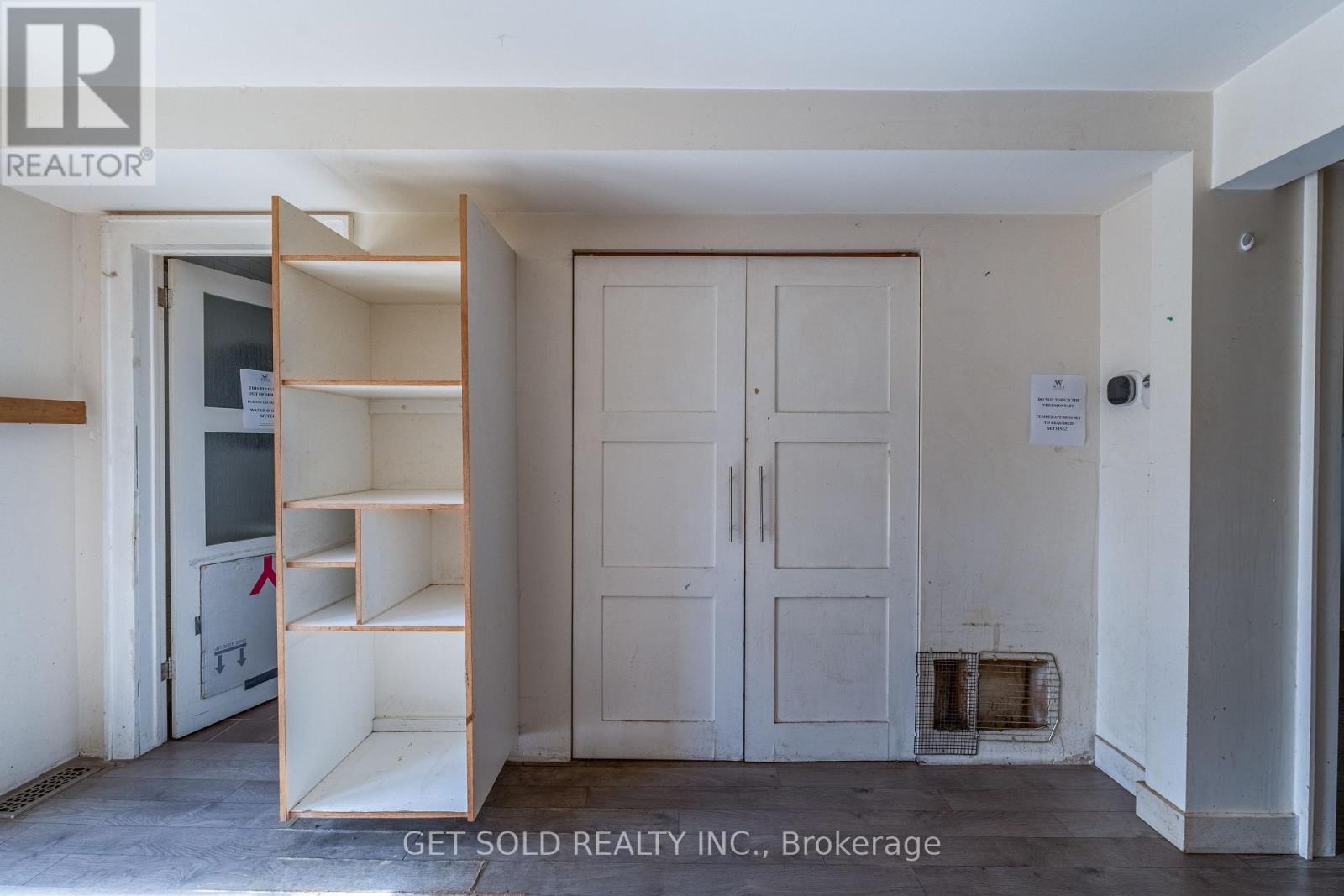 12 Vimy Street, Halton Hills, Ontario  L7J 1S1 - Photo 14 - W13713660